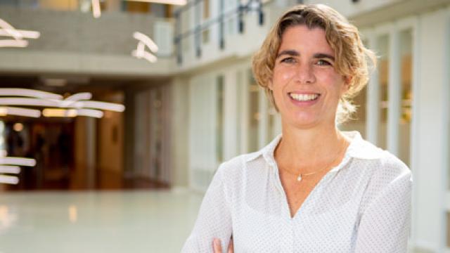 Francoise Carlotti onderzoekt cellen bij diabetes type 1