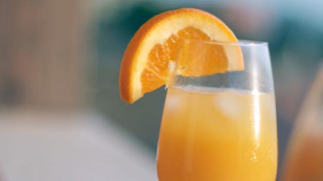 Glas met sinaasappelsap