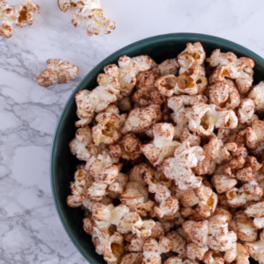 Popcorn met cacao en kaneel