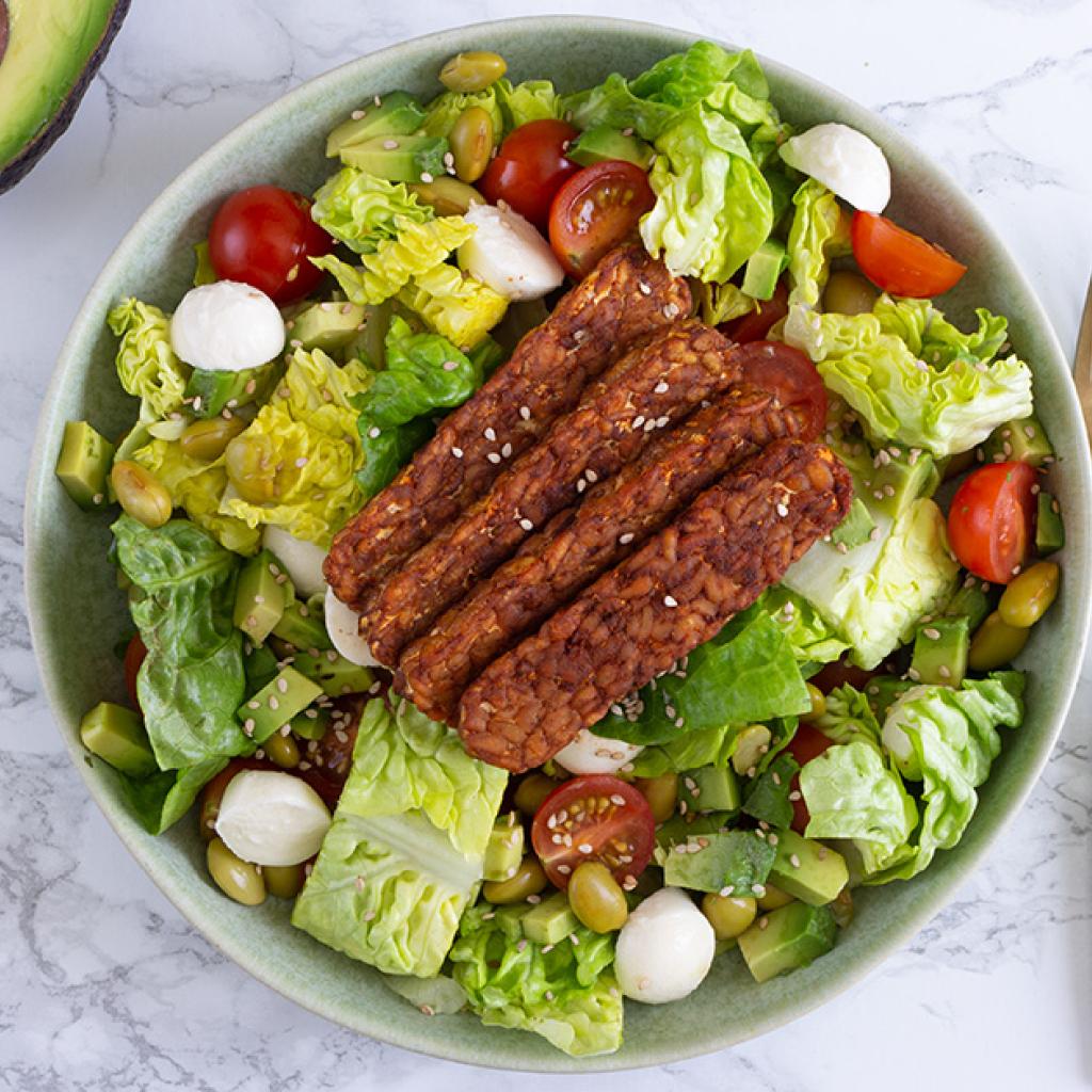 Salade met tempeh