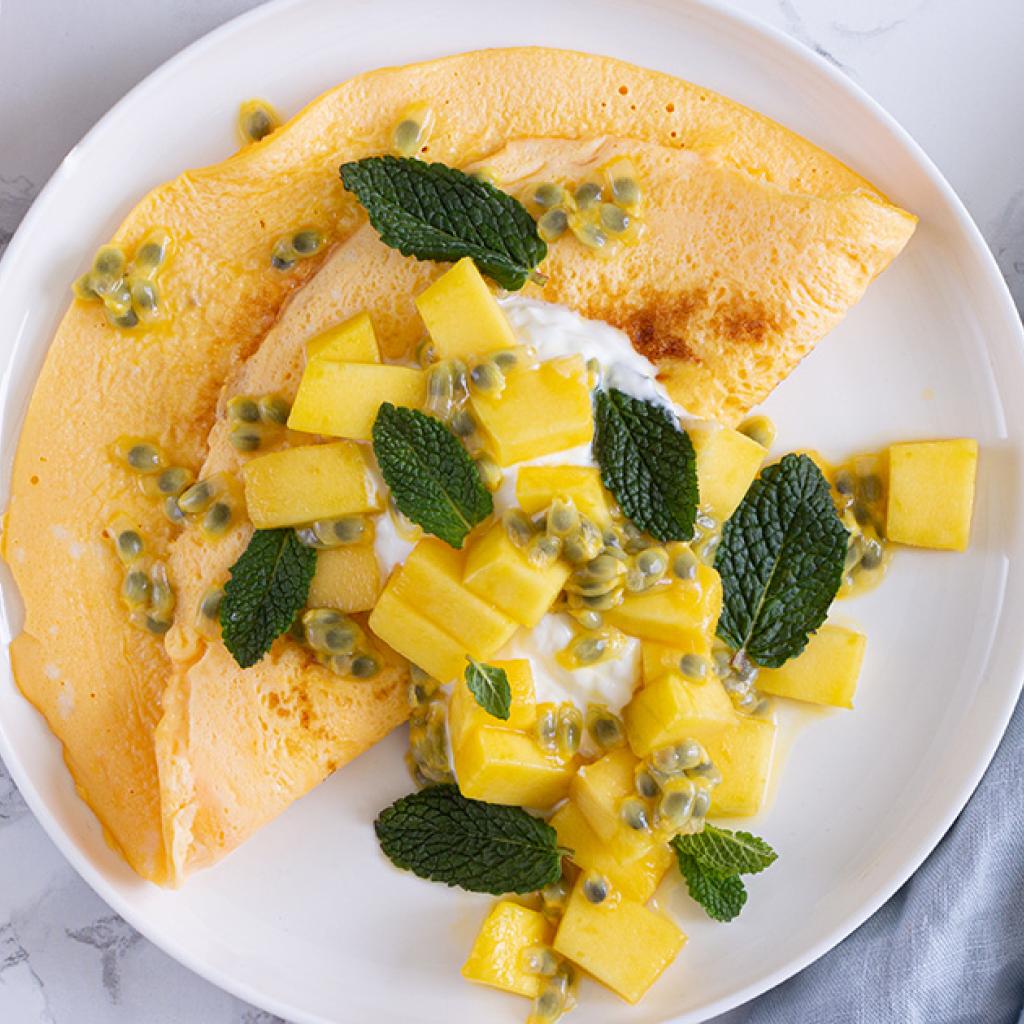 Zoete omelet met kwark en passievrucht