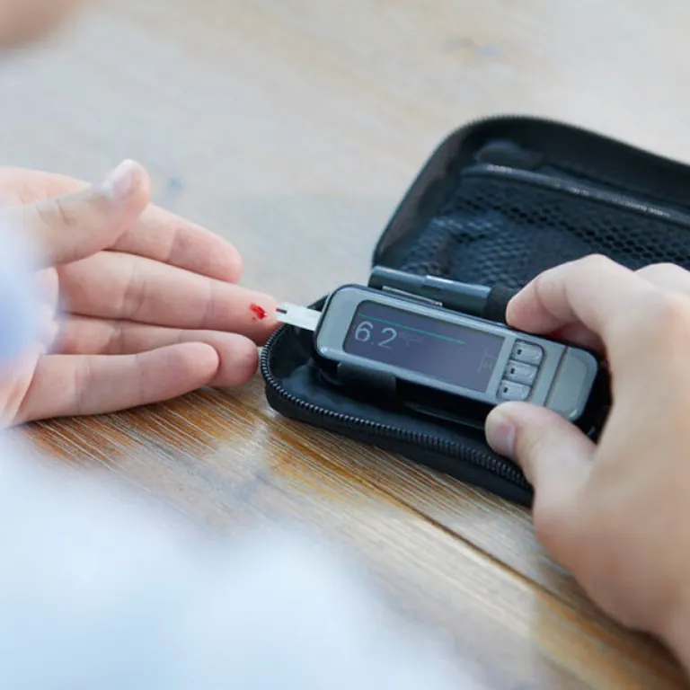 Diabetes: bloed prikken