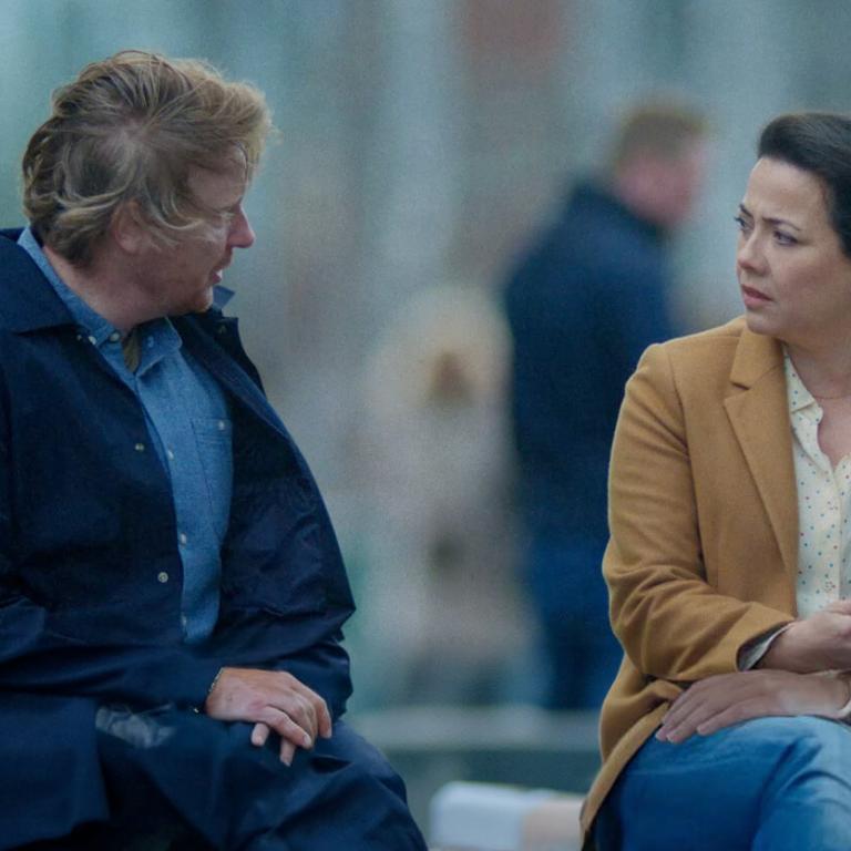 'Meneer diabetes' spreekt vrouw aan op een bankje