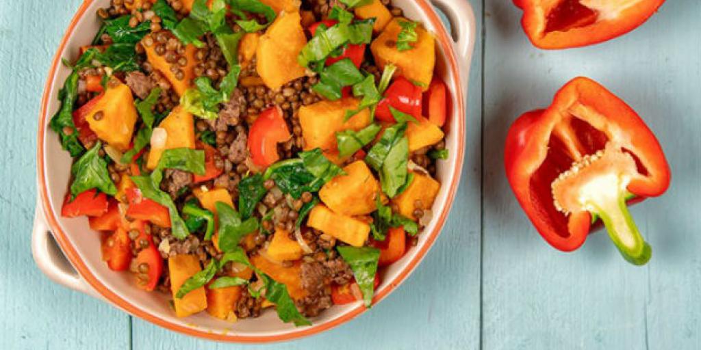 Linzenschotel met spinazie