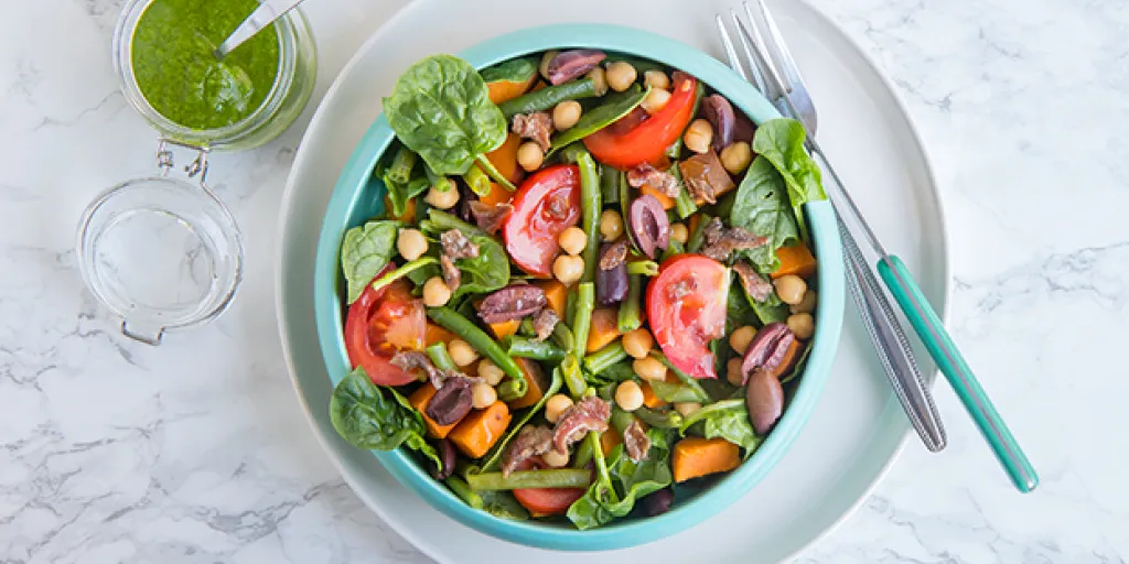 Zoete aardappelsalade met ansjovis