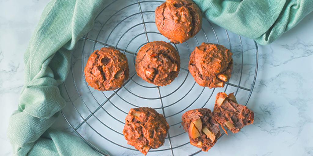Muffins met appel, citroen en gember