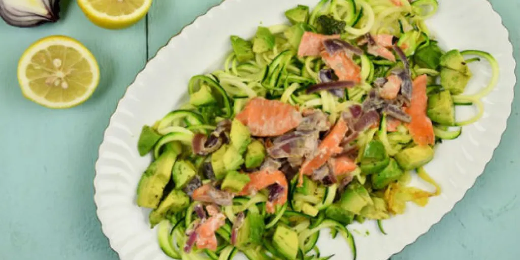 Courgetti met zalm-roomsaus