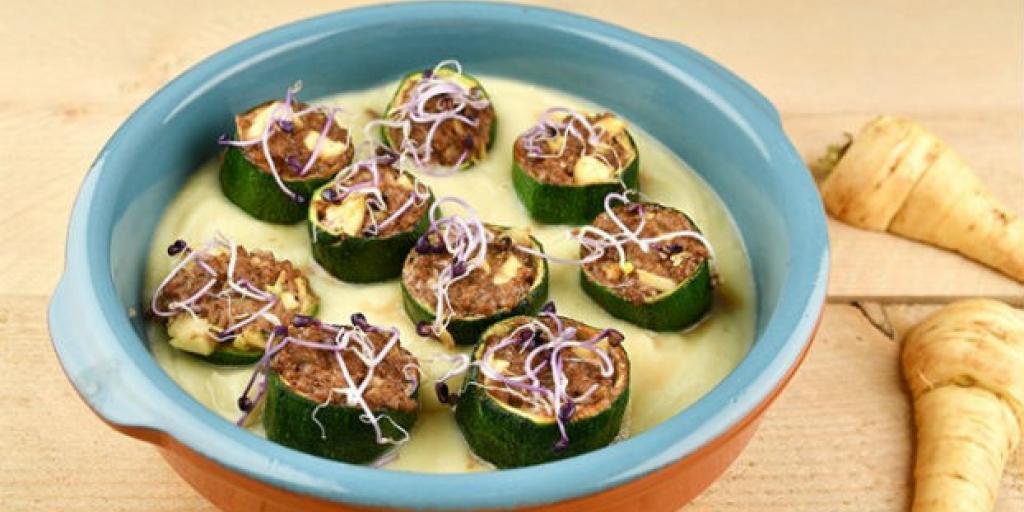 Gevulde courgettestammetjes