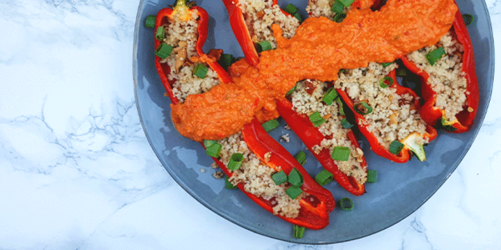 Puntpaprika met couscous en harissa