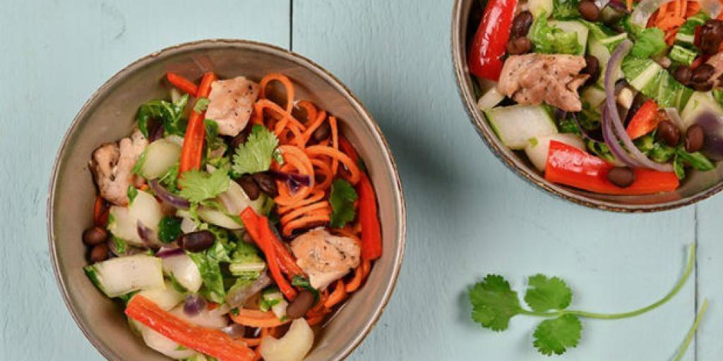 Miso-wortelnoedels met kip