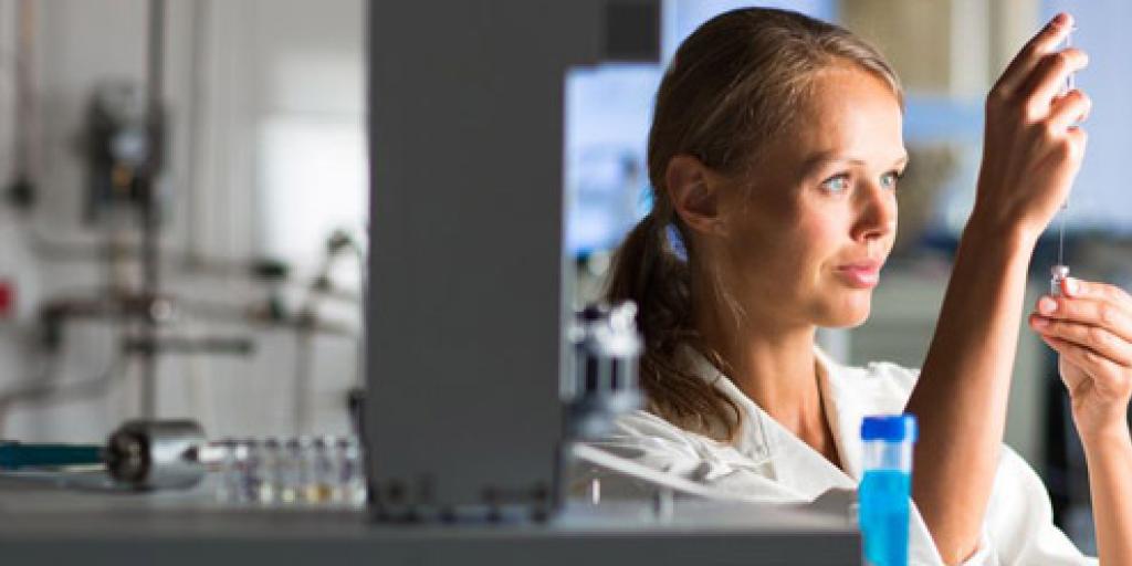 Bruin vet actiever maken Shutterstock: Lightpoet