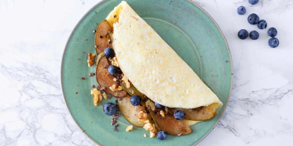 Eiwrap met gebakken peer en kaneel