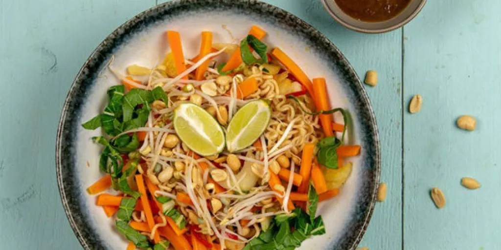 Vega Pad Thai met paksoi