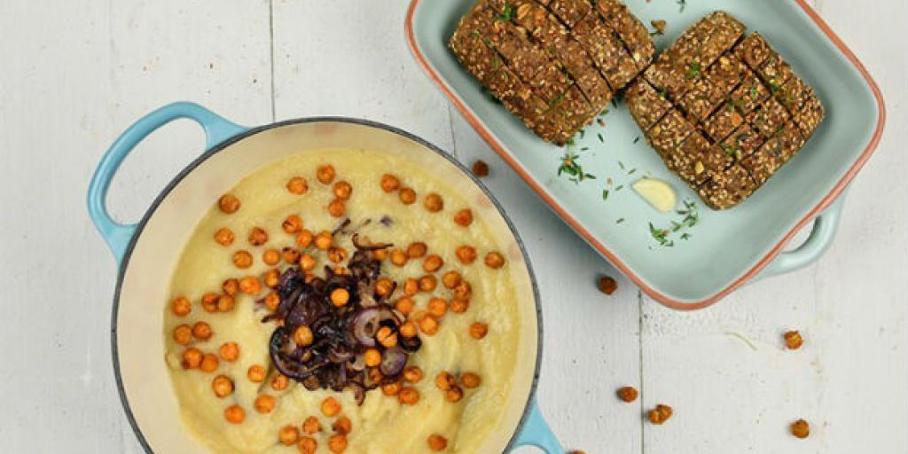 Pastinaaksoep met kikkererwten