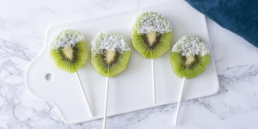 Kiwilolly met kokosrasp