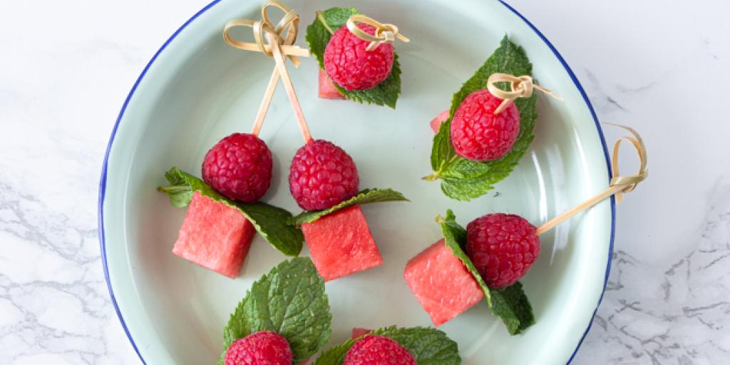 Watermeloen- framboosspiesjes