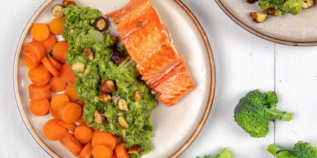 Broccolipuree met zalm