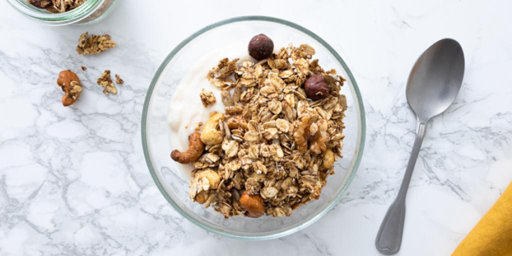 Krokante granola met kaneel