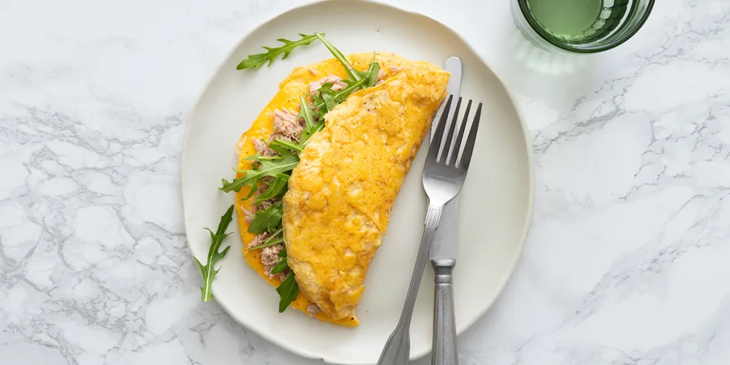 Dubbelgevouwen omelet