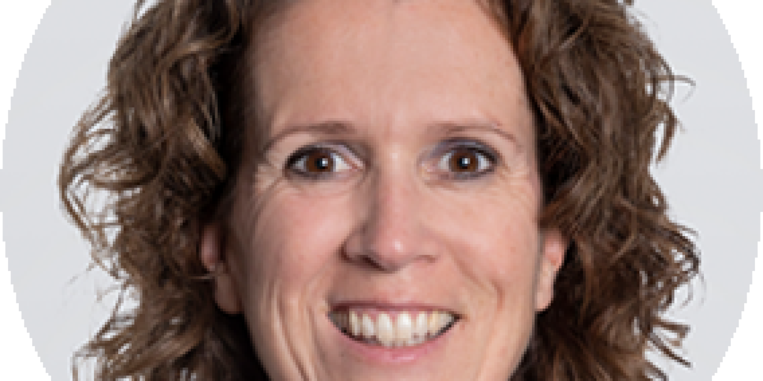 Carla Beemer, relatiemanager