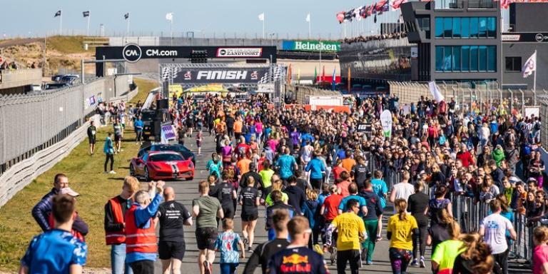 Zandvoort Circuit Run deelnemers op het circuit