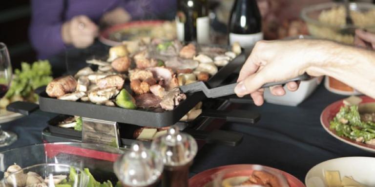 gourmetpannetje gevuld met groente en champignons