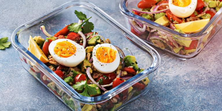 Foto: koolhydraatarm diner met ei en groenten