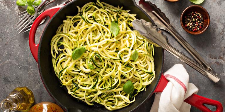 Foto: koolhydraatarme pasta - courgettini