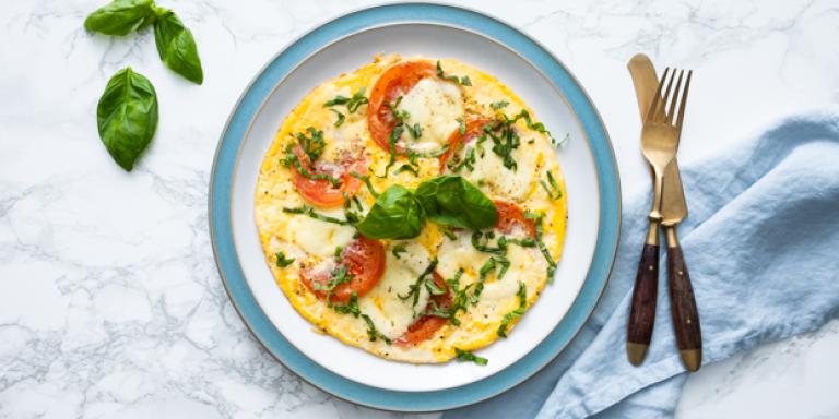 Caprese omelet