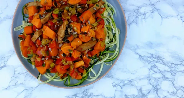 Groentepasta met zoete aardappel