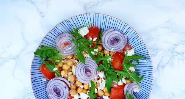 Kikkererwten-tomatensalade