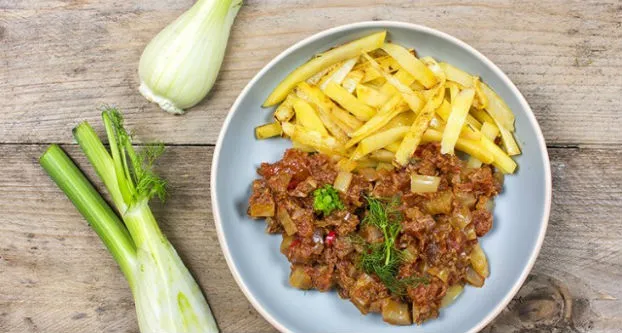 Tagliatelle met tomaten-tonijnsaus