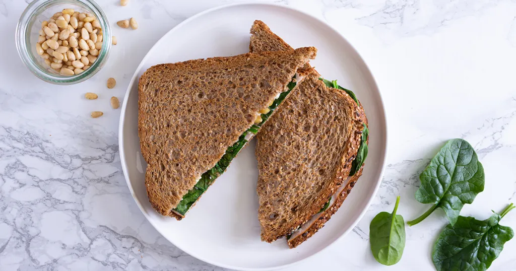 Tosti met spinazie en feta