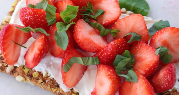Cracker met aardbeien