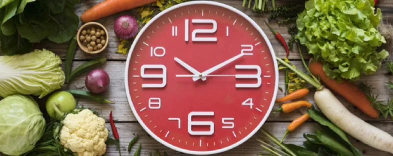 Intermittend fasting, eten met de klok met voeding eromheen