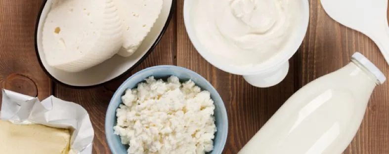 Verschillende producten met lactose op een tafel