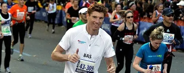 Bas van de Goor tijdens marathon