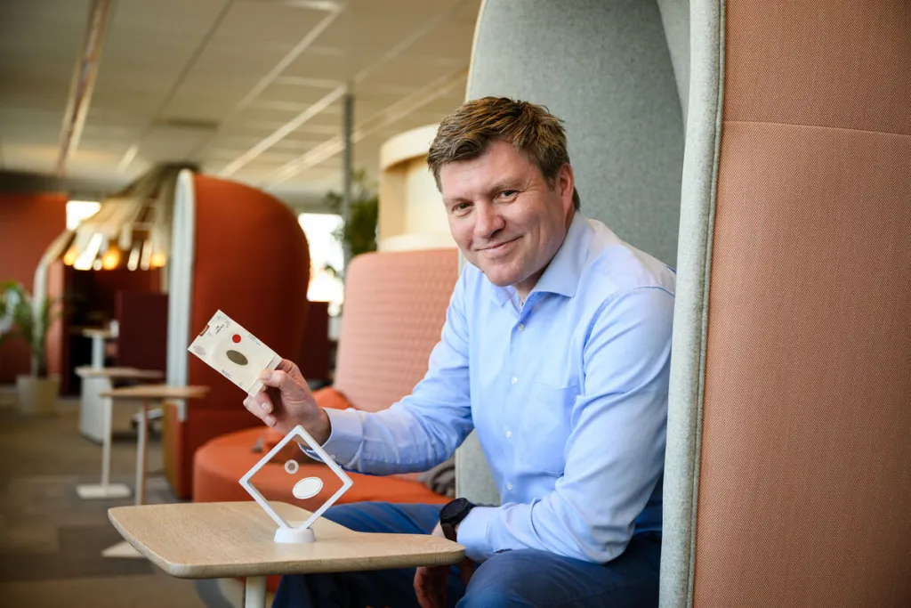 Dr. Aart van Apeldoorn