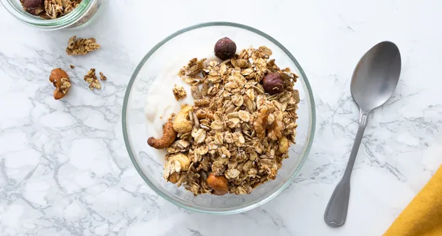 Krokante granola met kaneel