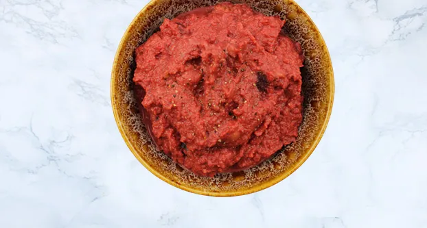 Rode bieten hummus