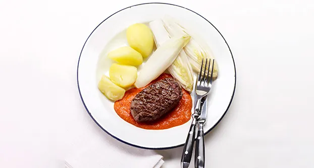 Biefstuk met paprikasaus